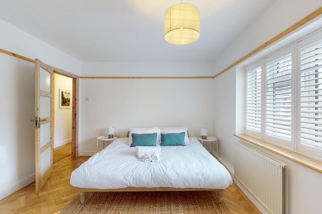 Stunning 2 Bed Flat In Richmond Apartment คิว ภายนอก รูปภาพ