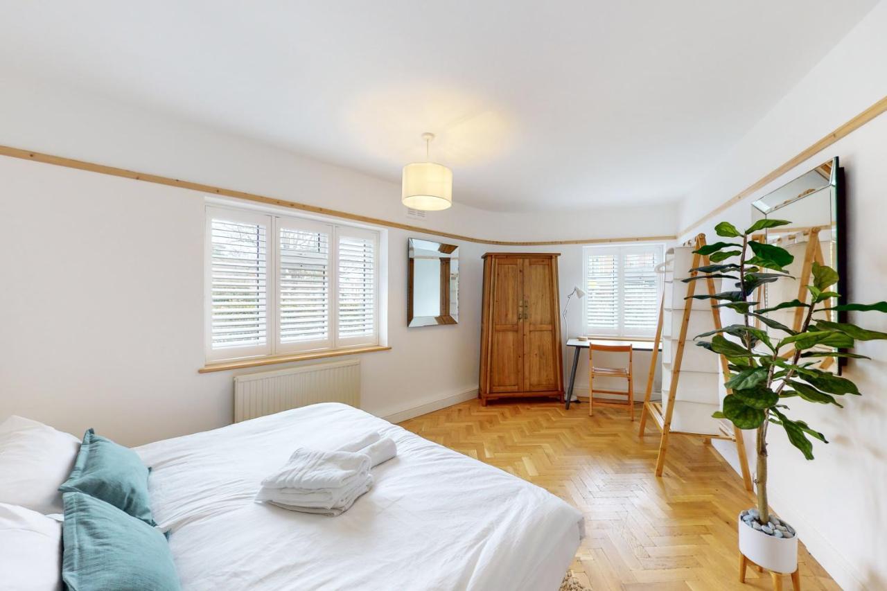 Stunning 2 Bed Flat In Richmond Apartment คิว ภายนอก รูปภาพ