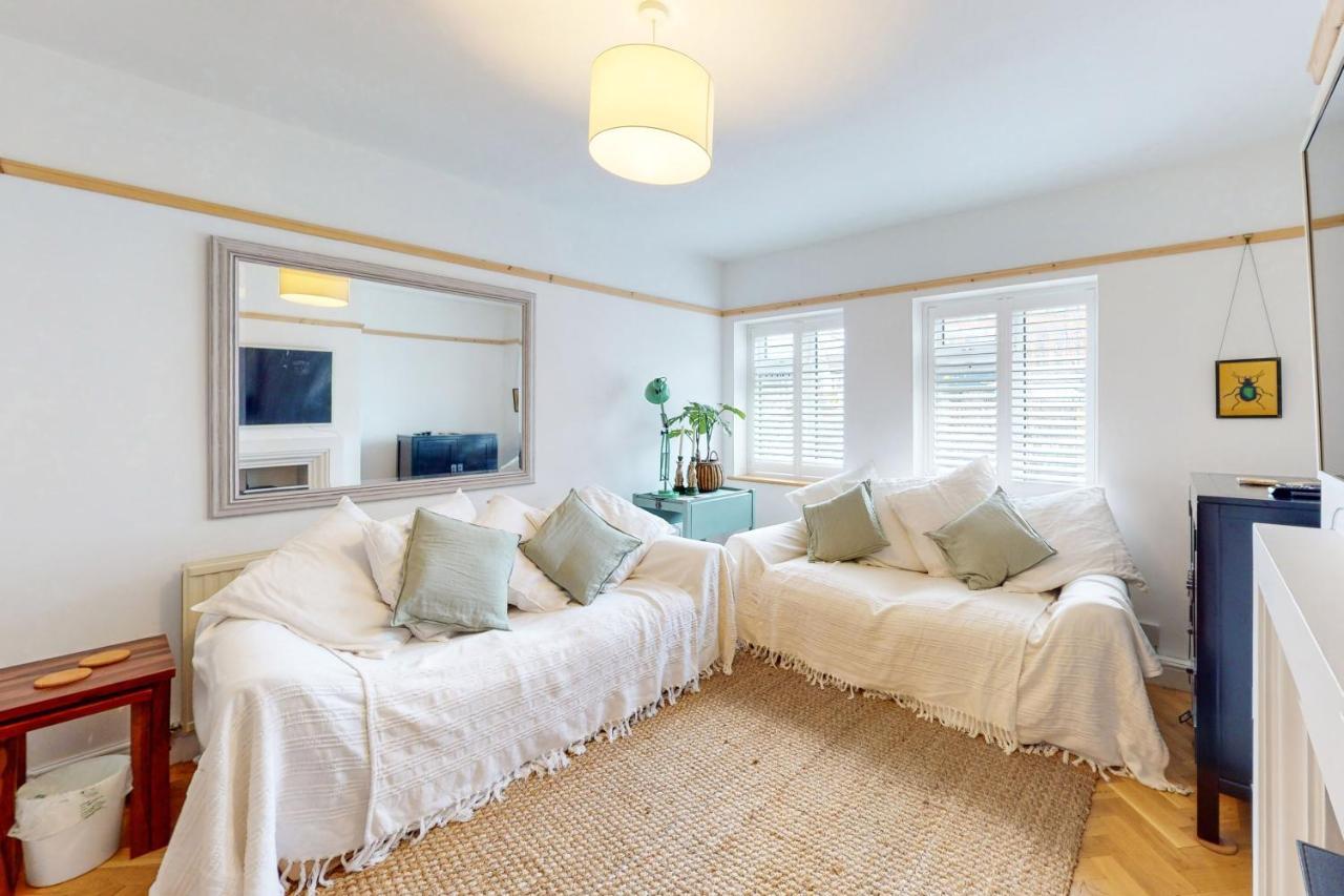 Stunning 2 Bed Flat In Richmond Apartment คิว ภายนอก รูปภาพ